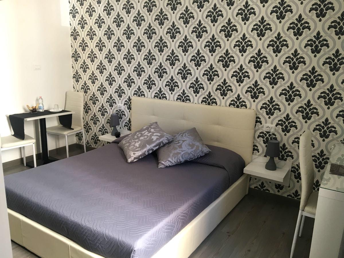 Deluxe B&B Centrocitta Reggio Calabria Exterior foto
