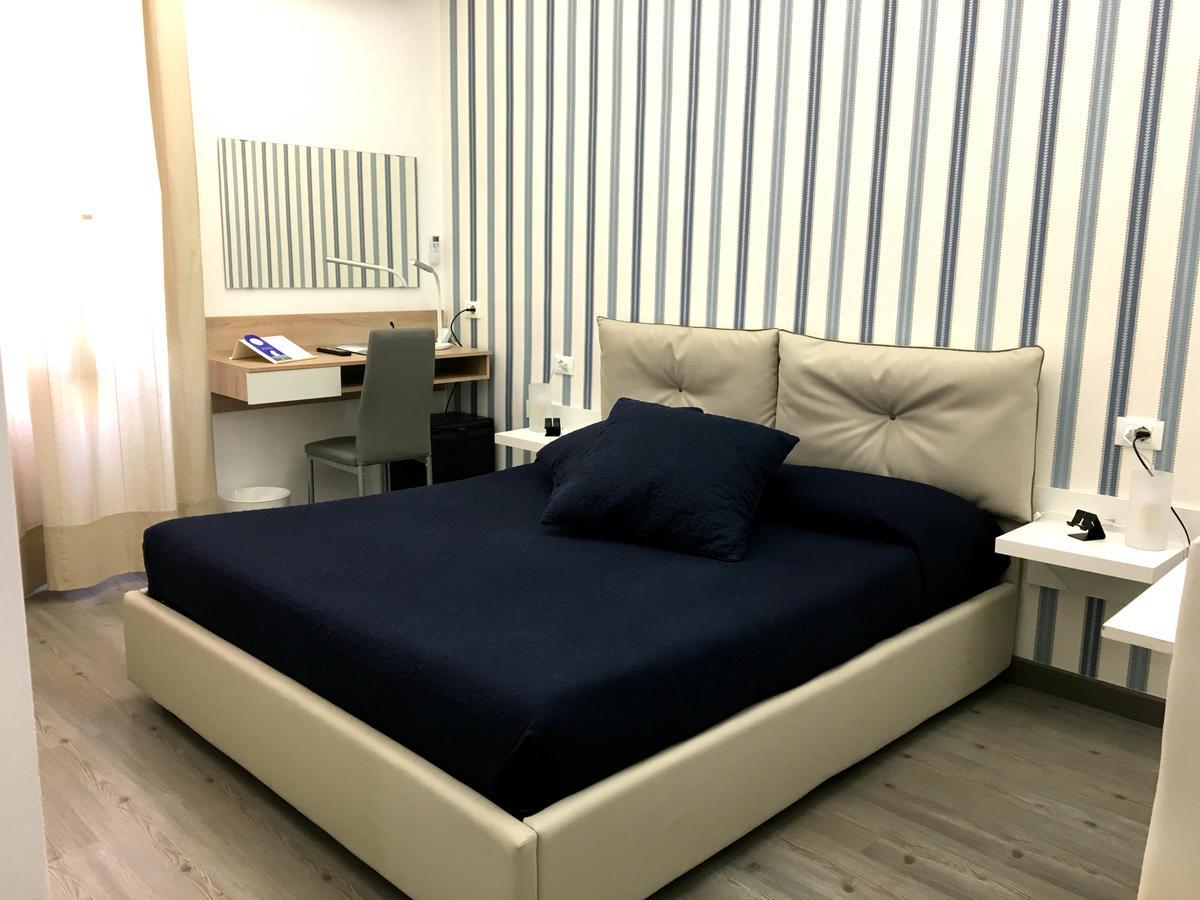 Deluxe B&B Centrocitta Reggio Calabria Exterior foto